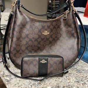 Coach hobo bag and wallet 🦋